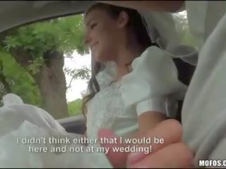 Amirah adara em bridal gown público porcas vídeo