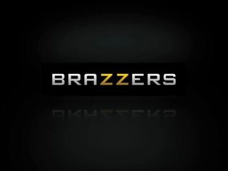 Brazzers - บุคคลทั่วไป เช่น มัน ใหญ่ - fabulous แม่ผมอยากเอาคนแก่ fucks หนุ่ม adolescent ใน the อาบน้ำ ฉาก starring francesca le และ keiran ที่กำบัง