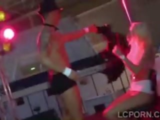 Slutty portugheza pol dansator fucks o gifted striperul