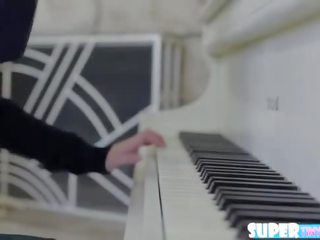 Fascinating petite Sammie Daniels sucks at her piano lesson gets fucked